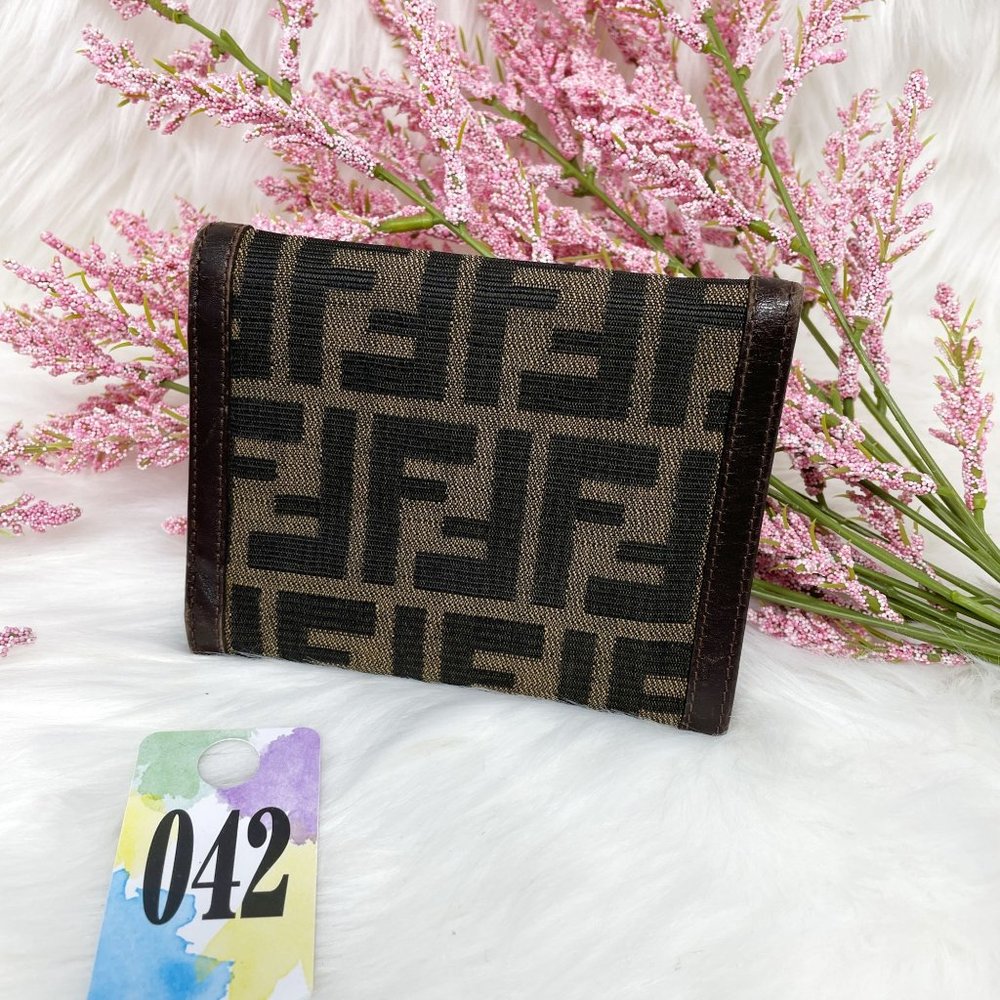 Authentic Fendi Leather Bifold Wallet